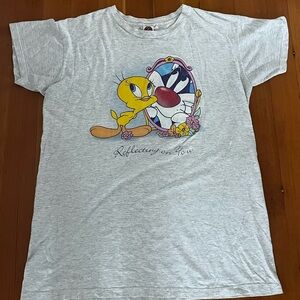 Vintage 2000 Looney Tunes Tweety Bird Sylvester Reflecting On You Mirror Shirt